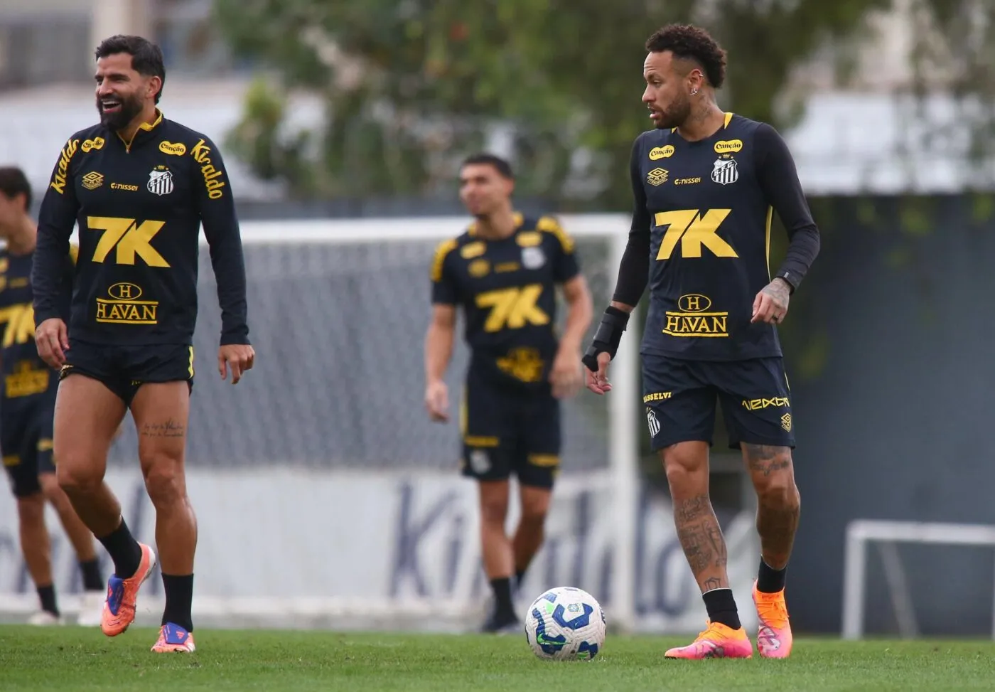 Neymar s’est entraîné malgré l’avis médical