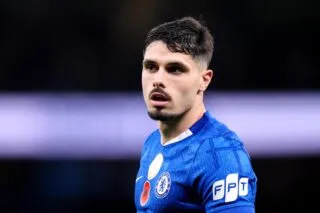 Quand Pedro Neto fait la grimace aux fans de Tottenham