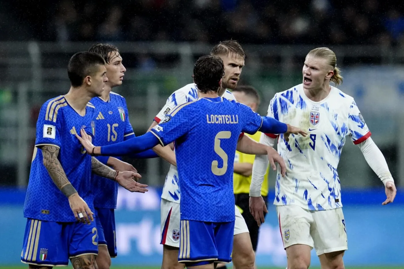 Erling Haaland accuse Gianluca Mancini de lui avoir touché les fesses