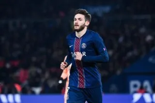 Khvicha Kvaratskhelia a compris qu'il fallait défendre au PSG