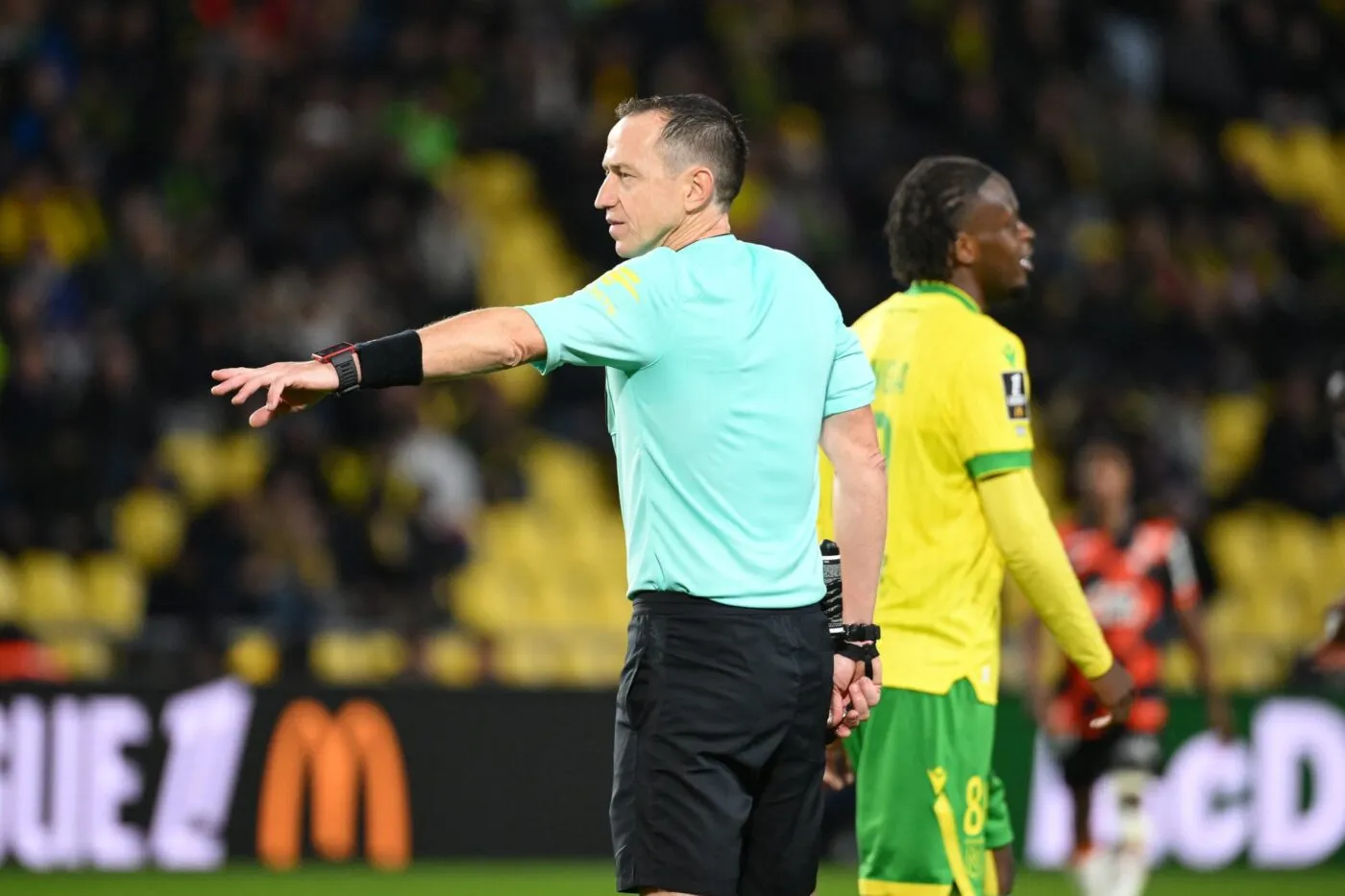 Pourquoi le but de Lorient a-t-il été accordé par la VAR ?