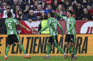 Le derby sévillan est vert et blanc