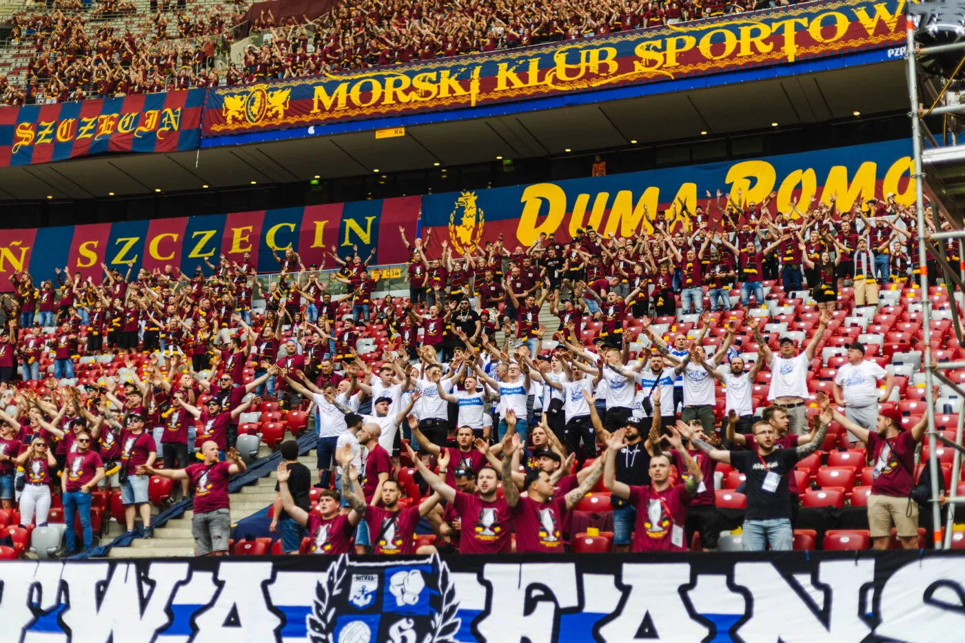 Benjamin Mendy, Kamil Grosicki et leur coéquipiers menacés par les supporters polonais