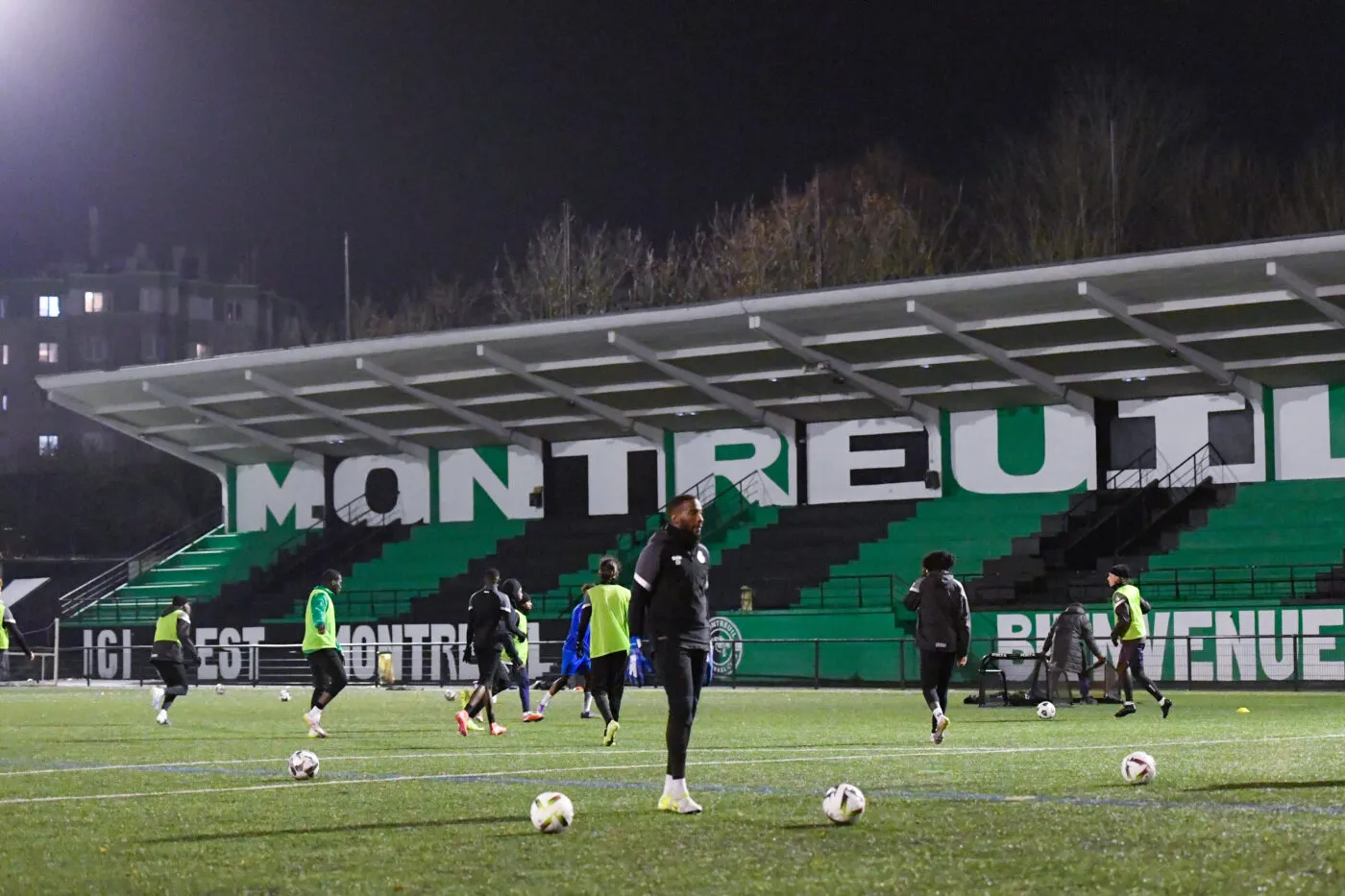 Quand un entraîneur de Montreuil imite parfaitement Courbis et Di Meco 