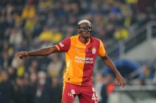 Sunday Oliseh spoile la future destination de Victor Osimhen