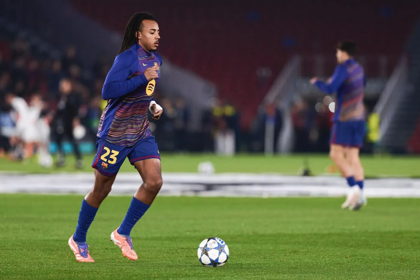 Jules Koundé délivre le Barça en inscrivant son tout premier doublé