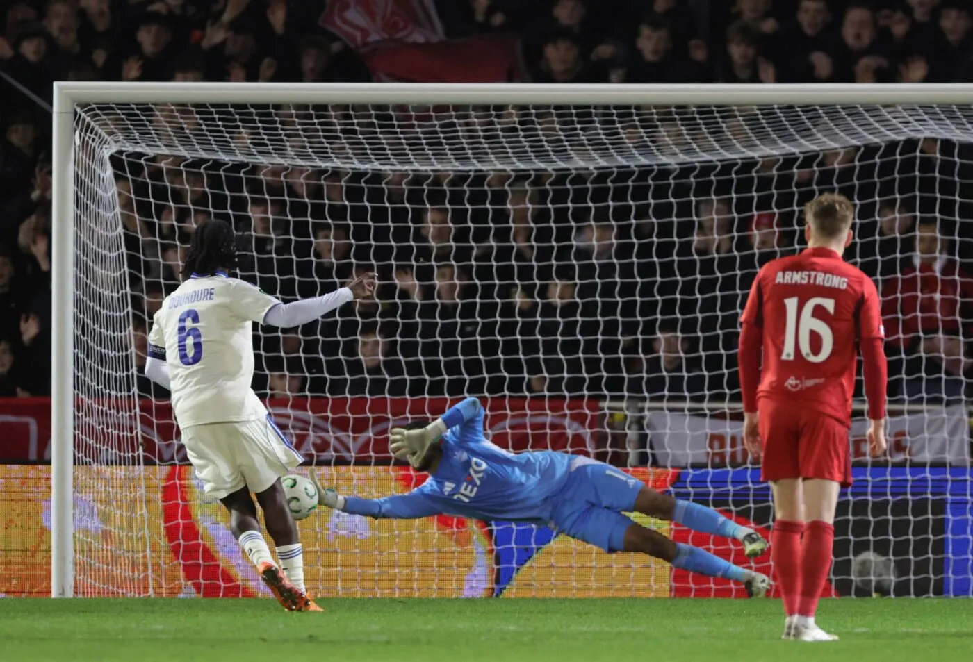 La victoire de Strasbourg écornée par un penaltygate