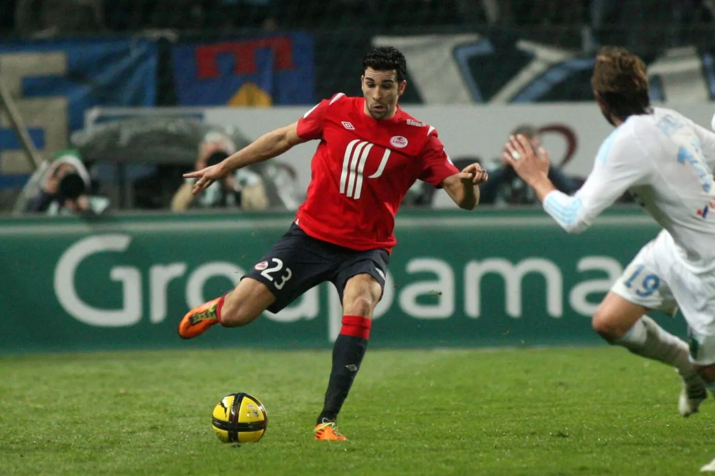 Adil Rami aurait été victime de racisme par un ancien défenseur bien connu en Ligue 1