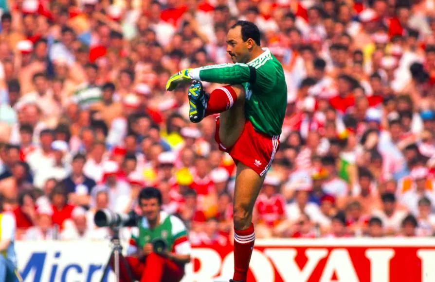 Bruce Grobbelaar (Zimbabwe) 