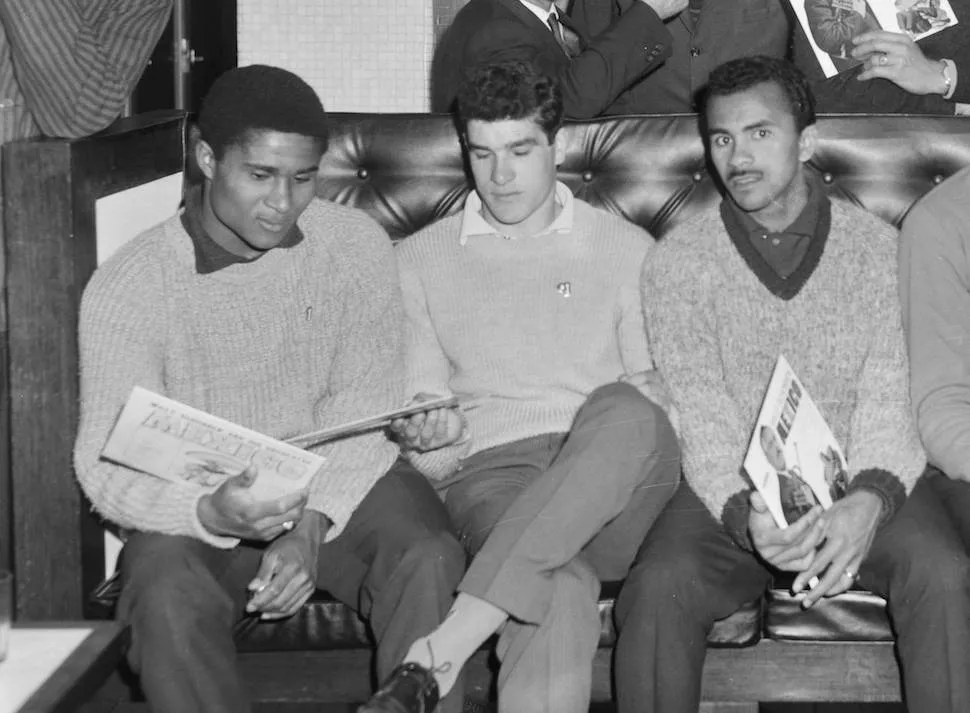 Aguas – Coluna – Eusébio