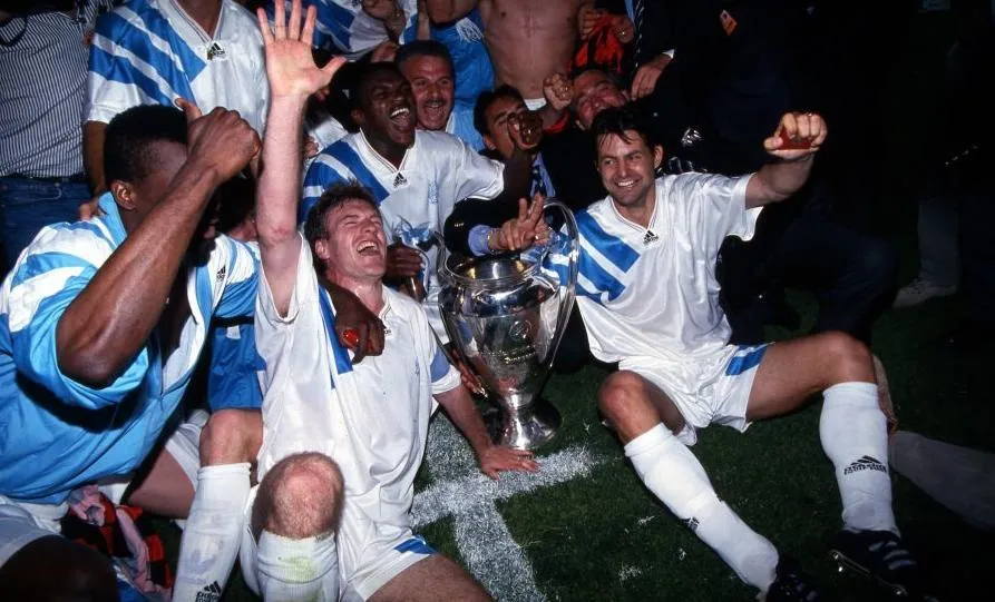 À jamais le premier