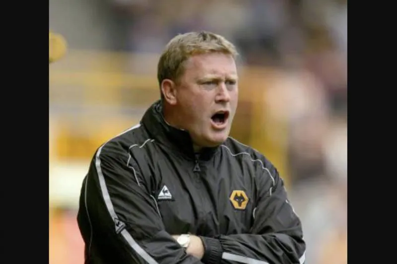 Carl Hoddle, frère de Glenn