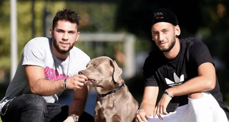 Muhammed Çalhanoğlu, frère de Hakan