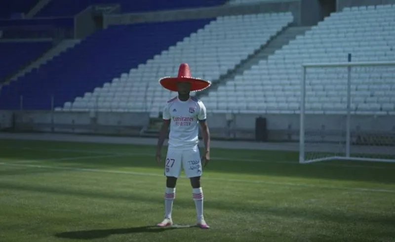 OL, Stade des Passions, AliExpress (2021)