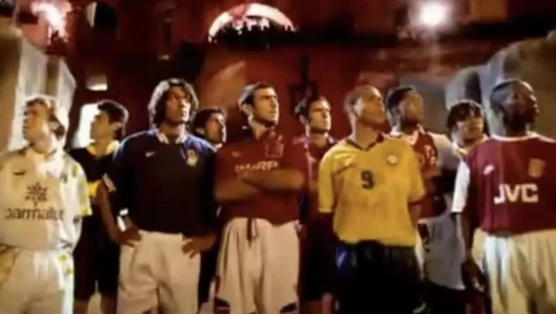 Les diables dans l'arène, Nike (1996)