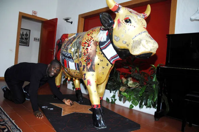 Des supporters d’Arsenal bloqués par les vaches