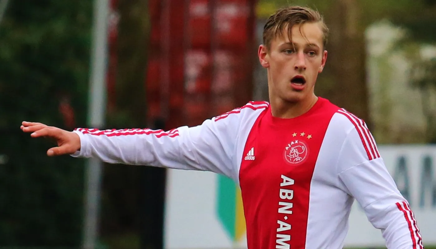 Un retourné sublime en Youth League