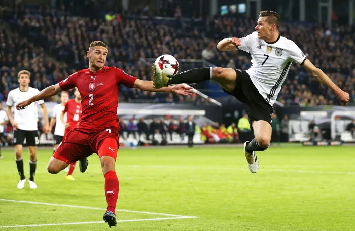 L’Allemagne en balade, la Pologne gagne dans la douleur