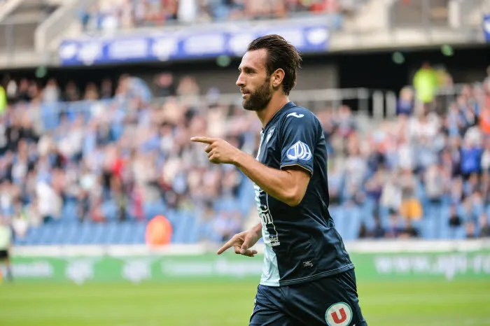 Brest gagne petit, Le Havre nouveau dauphin