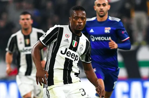 Évra rappelé en Bleu