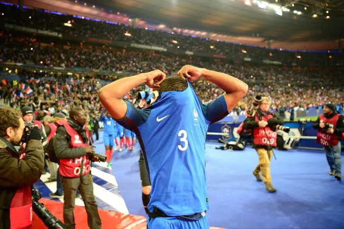 Évra toujours plus fou des Bleus