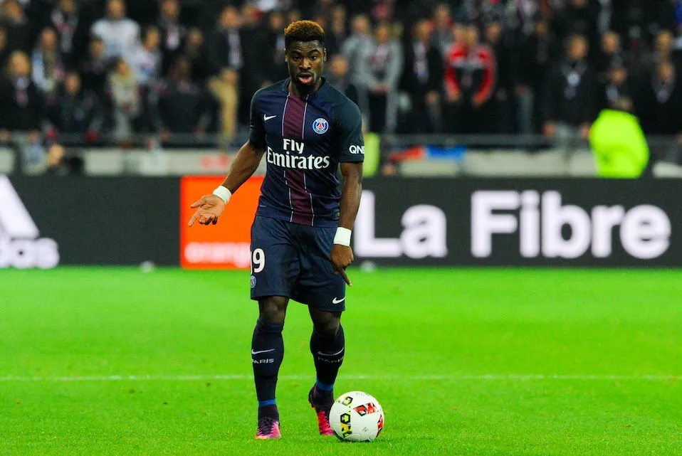 Aurier bientôt français