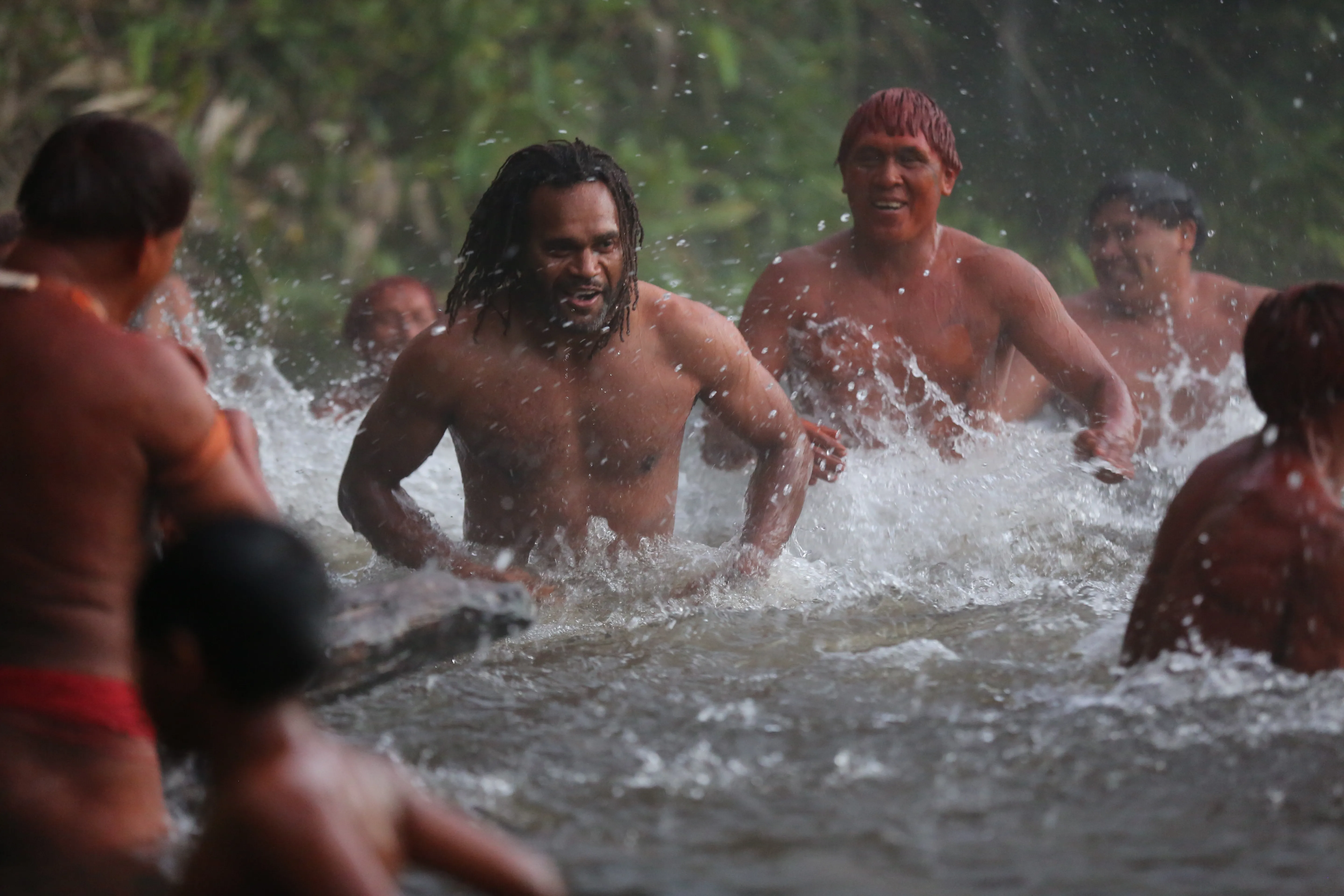 Comment Christian Karembeu s&rsquo;est fait filmer par les indiens d&rsquo;Amazonie