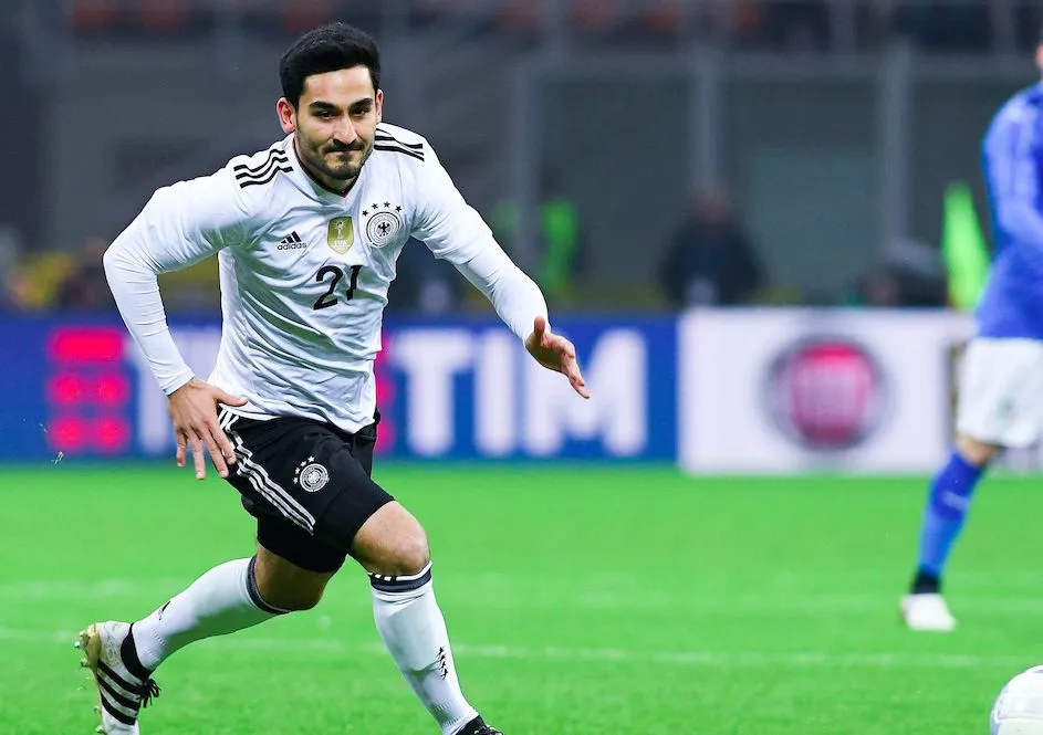 Gündoğan se méfie de Klopp pour le titre