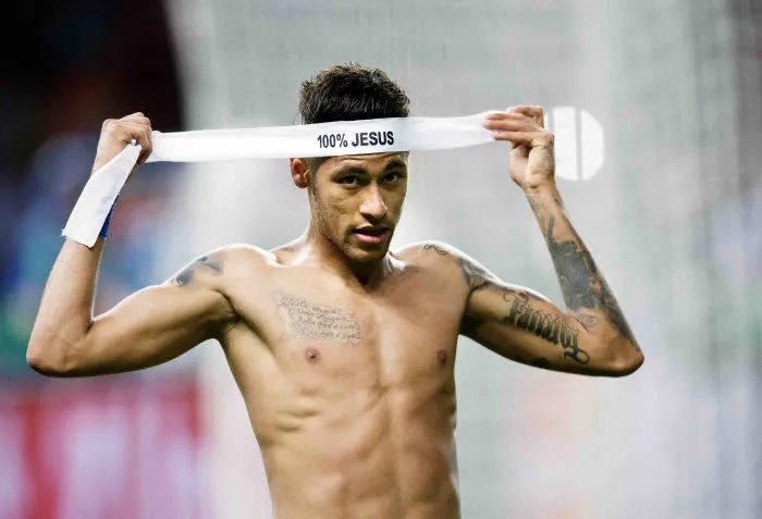 Top 11 : censure politique dans le football