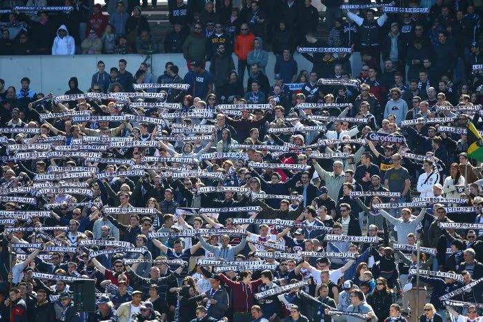 Une chapelle, un stade : Lescure