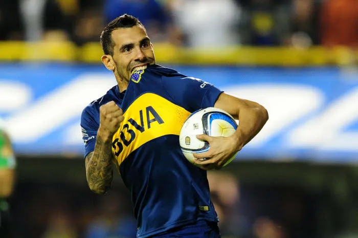 L&rsquo;impressionnante arrivée de Tévez à Shangai