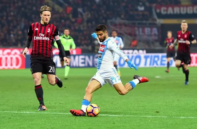 Le Napoli garde le cap