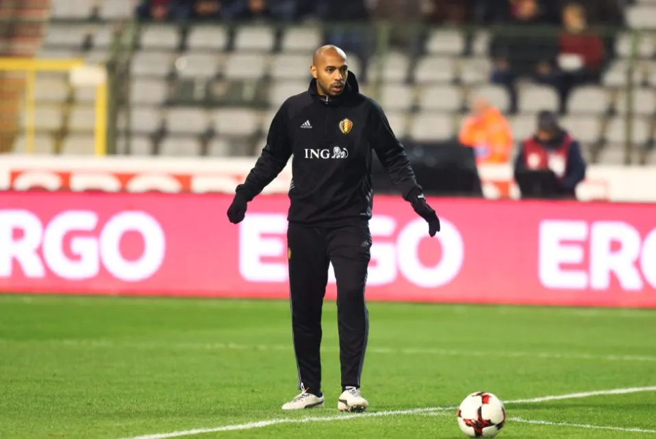 Henry défend Wenger