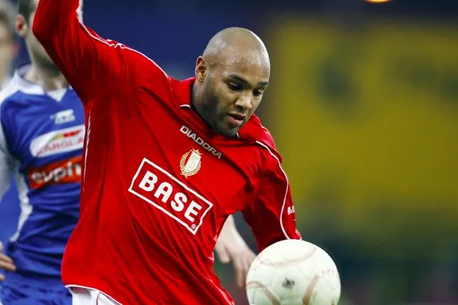 W. Dalmat : «<span style="font-size:50%">&nbsp;</span>Maintenant dans le vestiaire, ça tweete à trente minutes du match<span style="font-size:50%">&nbsp;</span>»