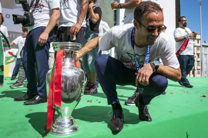 Ricardo Carvalho signe en Chine