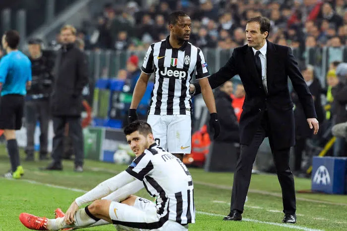 Allegri rend hommage à Évra