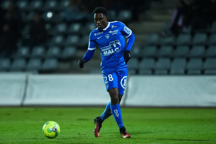 Troyes rejoint Brest sur le podium