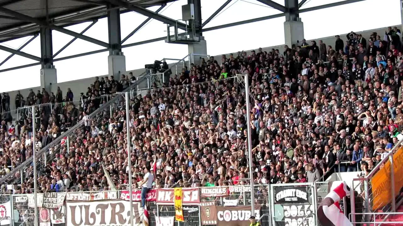 Banderole sexiste à Sankt Pauli