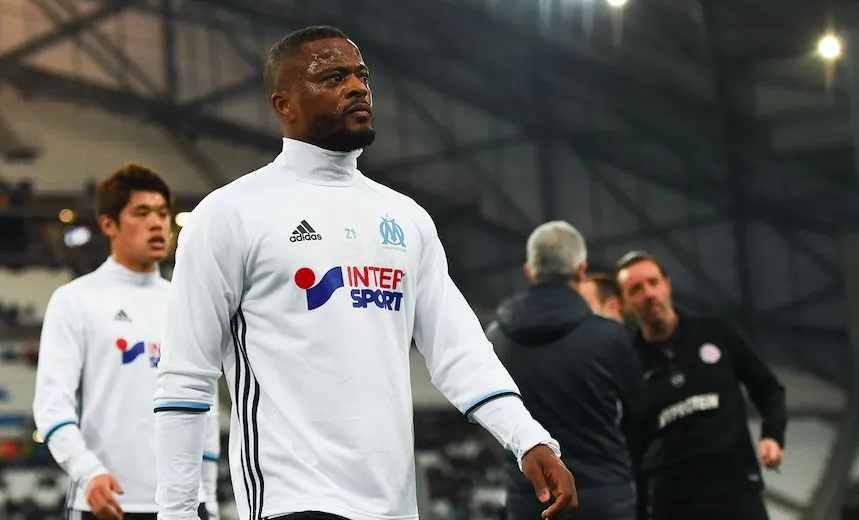 Patrice Évra est «<span style="font-size:50%">&nbsp;</span>désolé<span style="font-size:50%">&nbsp;</span>» pour les supporters