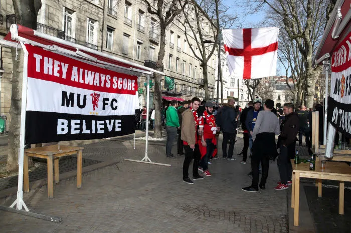 Manchester veut offrir le visa russe à ses supporters