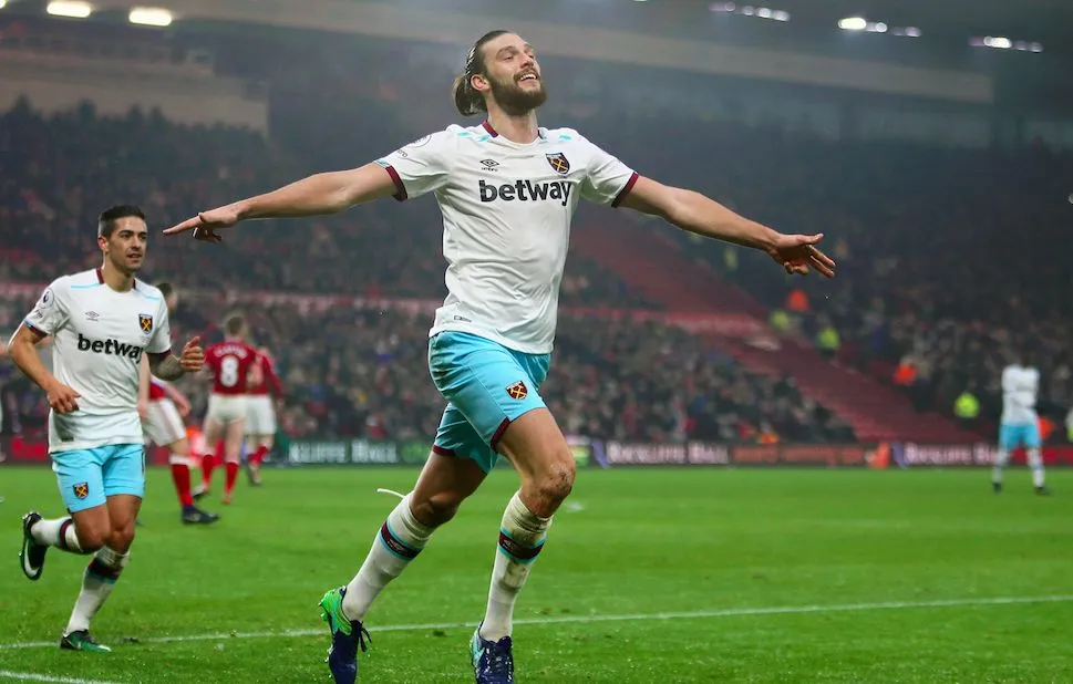 West Ham a refusé des offres chinoise pour Carroll