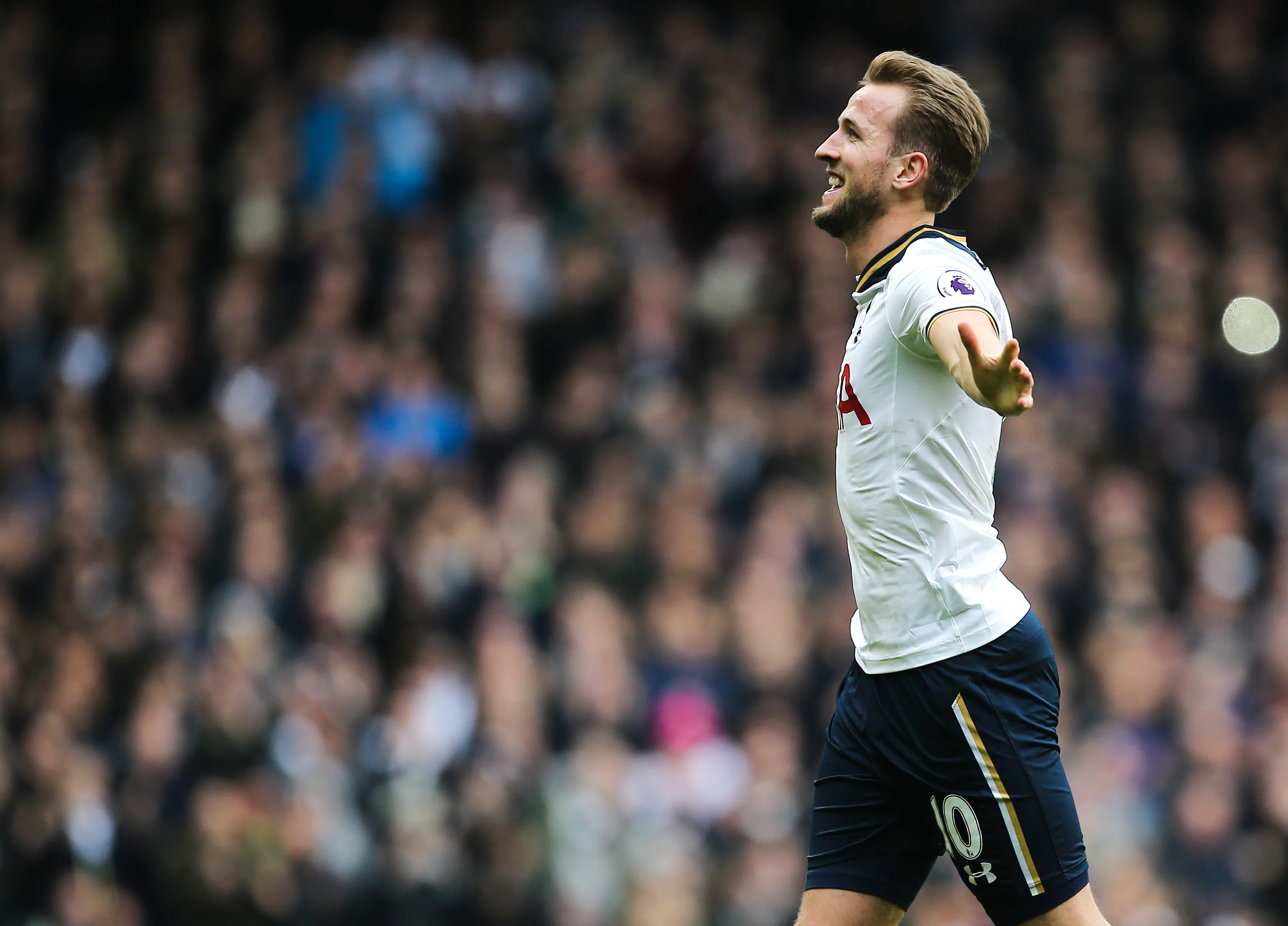 Kane fait danser Everton