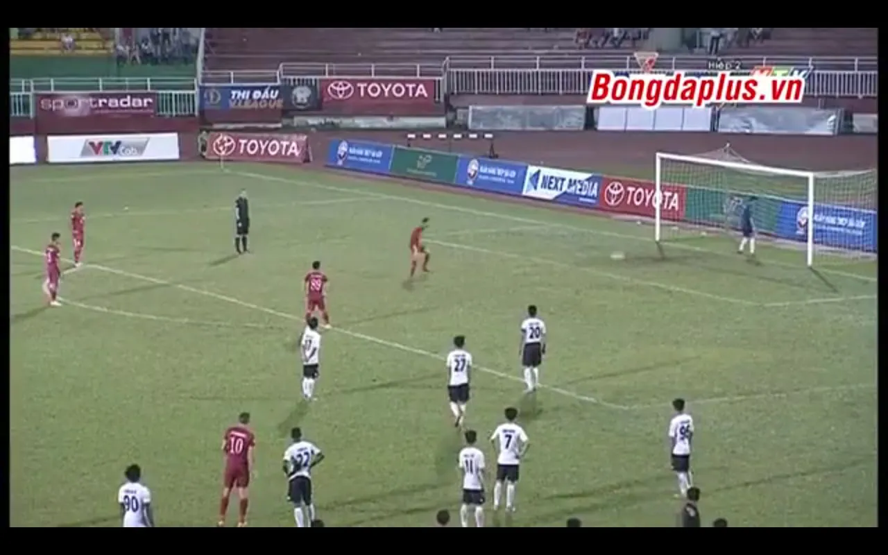 Volés par l&rsquo;arbitre, ils protestent en laissant leur adversaire marquer trois fois