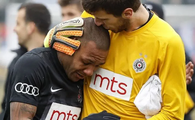 L'entraîneur du Partizan veut sanctionner Everton Luiz