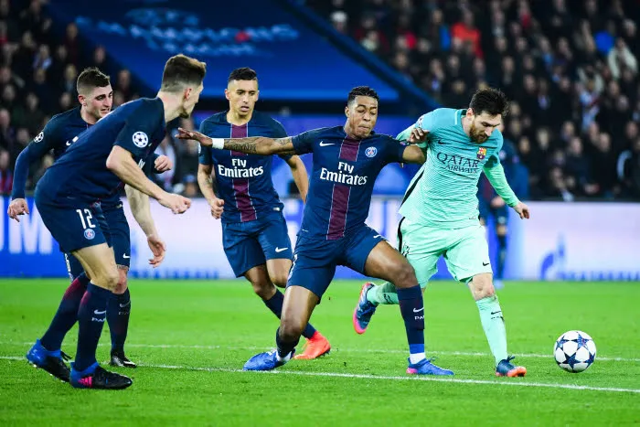 Kimpembe Mutombo ressort du banc