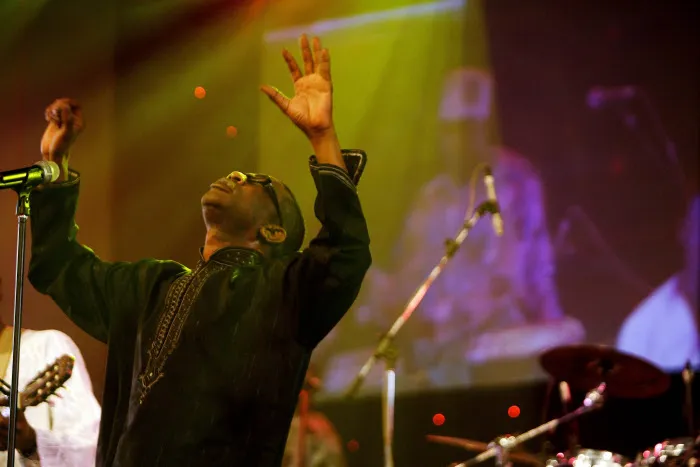 L&rsquo;OM confond Youssou Ndour et le beau-père de Vainqueur