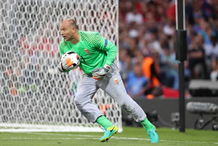 À 41 ans, Király prolonge jusqu&rsquo;en 2019