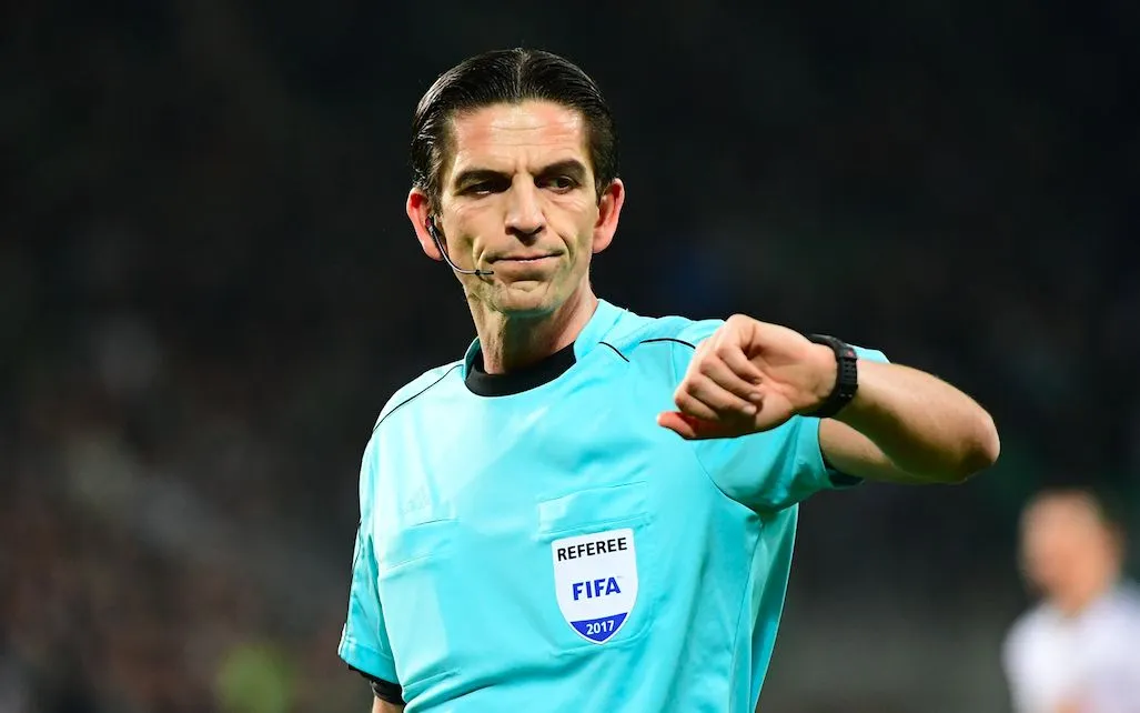 Deniz Aytekin finalement pas sanctionné ?
