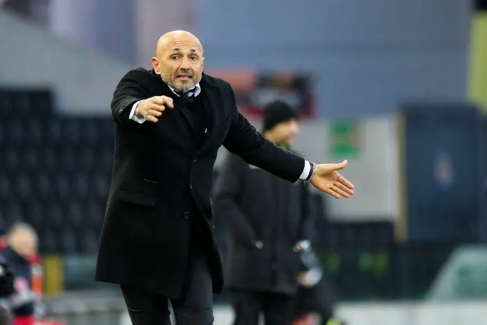 Spalletti dans la fosse au Lyon