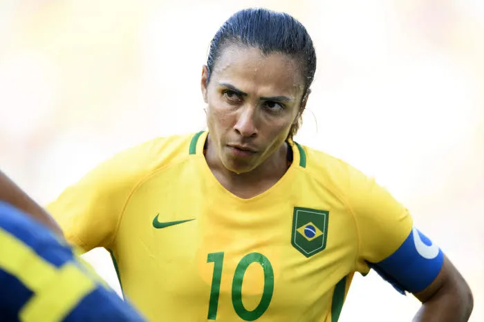 Marta file à Orlando